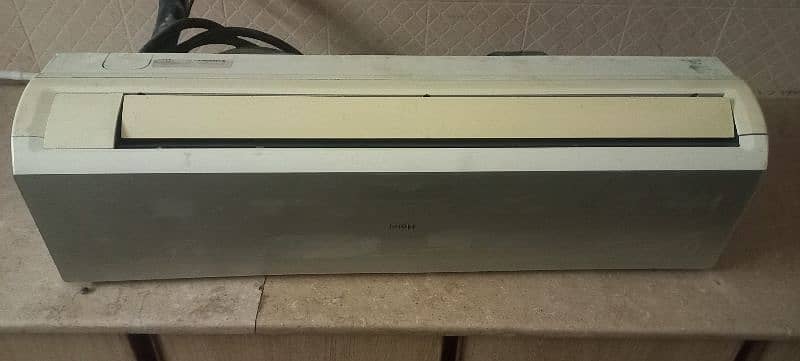 HAIER 1.5 TON SPLIT AC 2