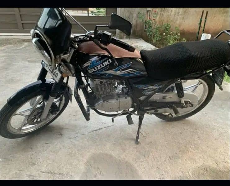 Suzuki 150 cc SE edition for sale 3