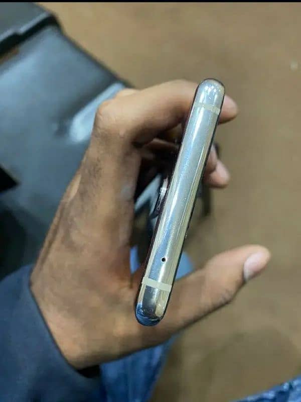 Oneplus 8 back crack screen ma dot or chappa hy 1