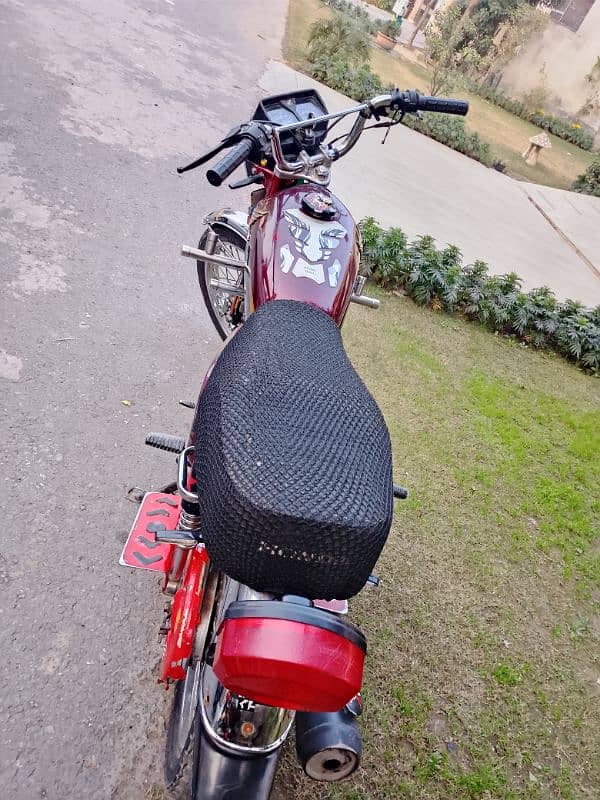 Honda 125 saaf condition hai 0