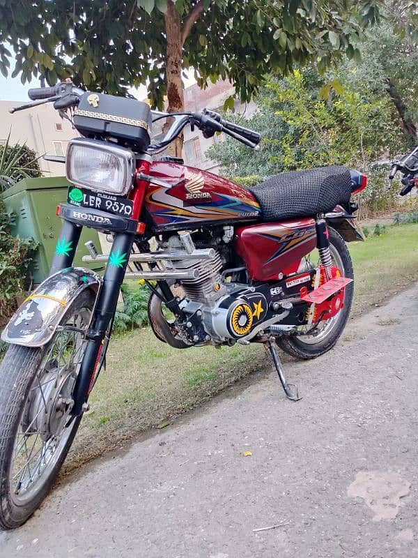 Honda 125 saaf condition hai 2