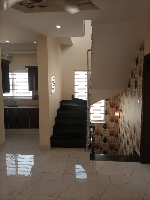 5 MARLA BRAND NEW HOUSE AVAILABLE FOR RENT IN DHA RAHBER 11 SECTOR 2 16