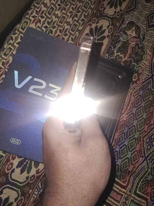 Vivo V23 mobile in reasonable Price 4