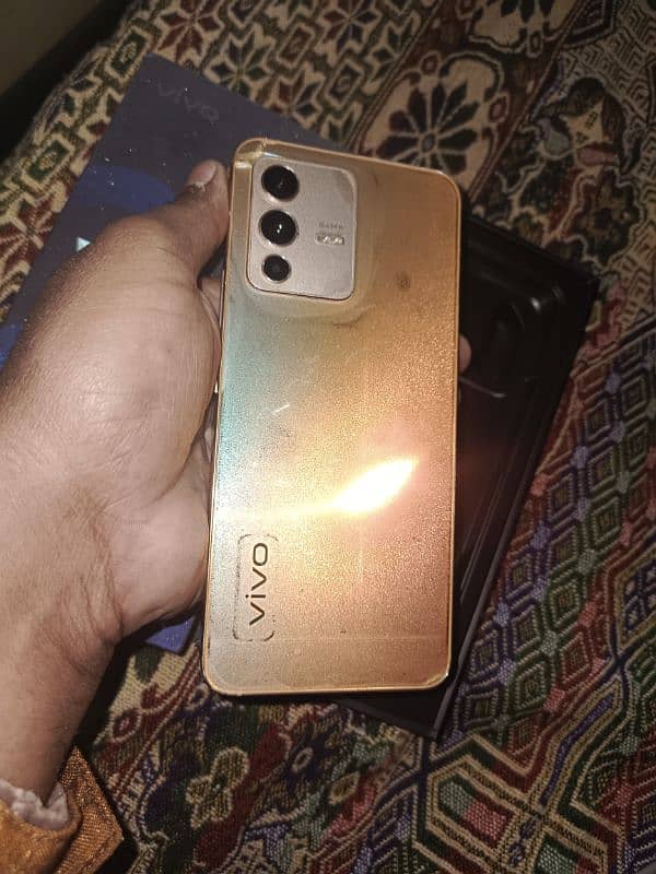 Vivo V23 mobile in reasonable Price 5