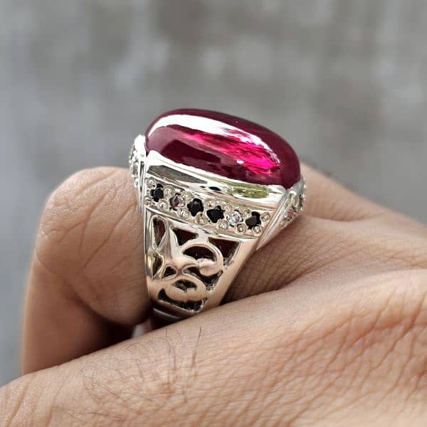 Big 35 Carat Anari Yaqoot Ruby Handmade Silver Ring 4