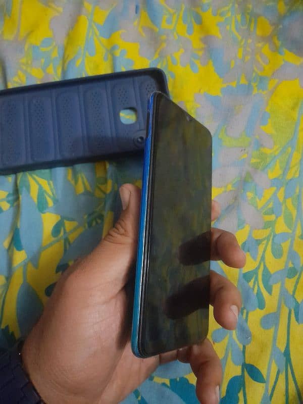 vivo y91 good condiction totel ganiun hai only glass tota tha wo chang 1