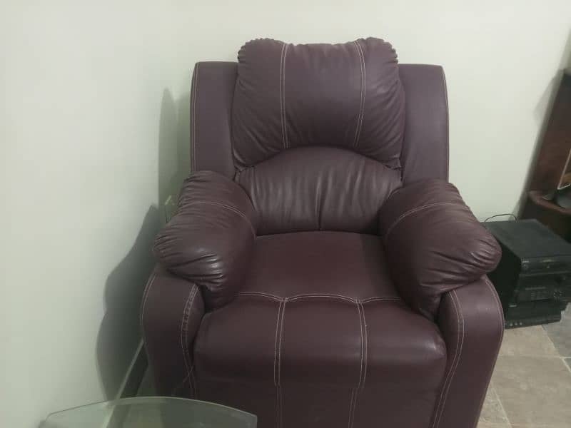 3+1+1 seater sofa set 0