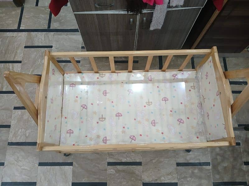 kids bed n jhola brand new 5