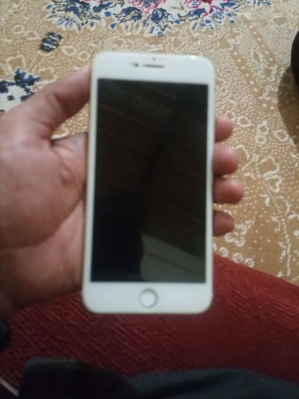 I'm selling my i phone 6s pals for selling 8