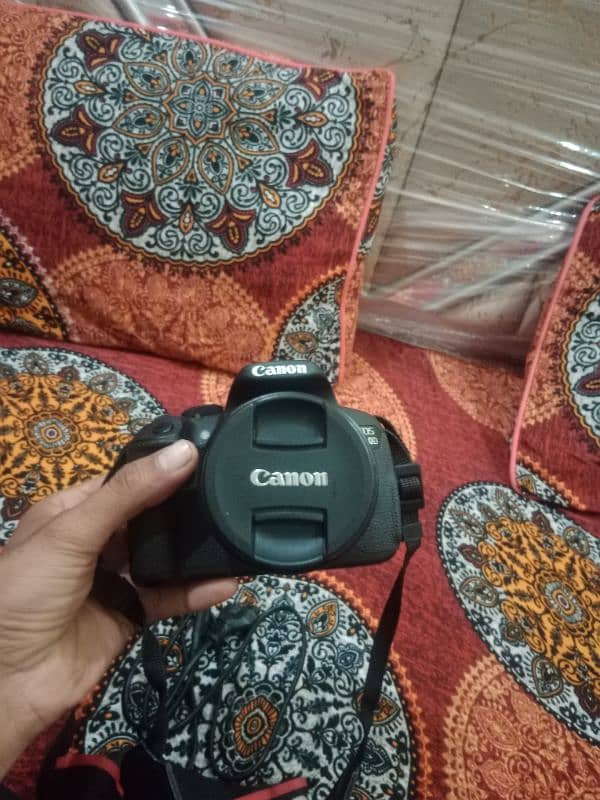 canon 700d with 18-55 lens 4