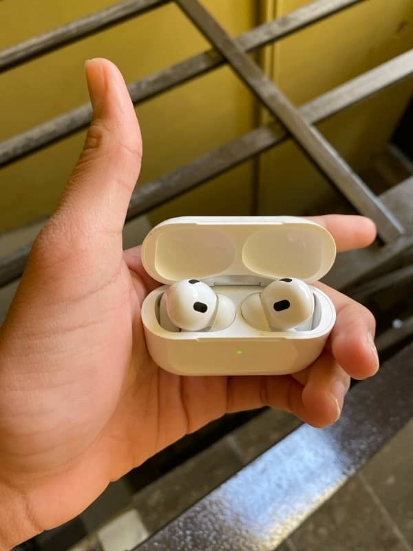 AirPods Pro 2nd generation 1