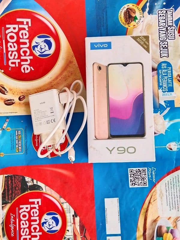 Vivo y90 for sale memory 2 /32 GB Saman full complete 7