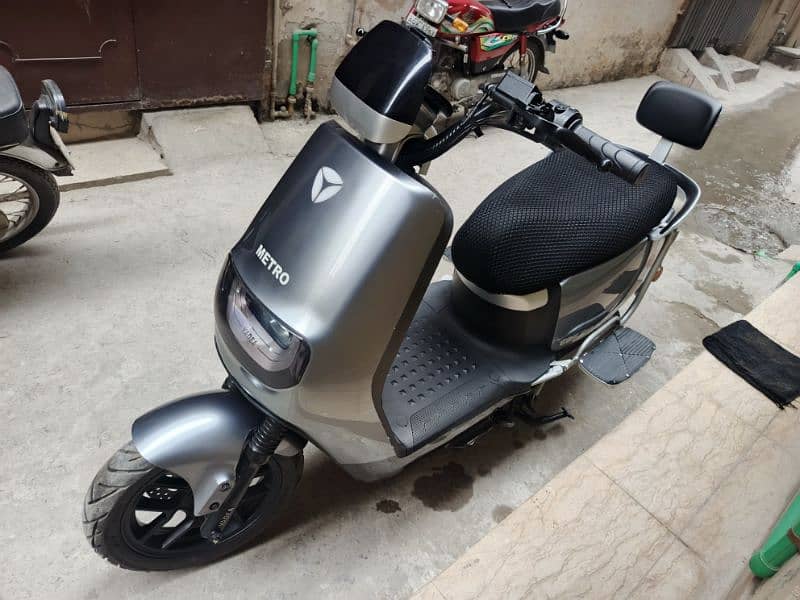 Scooter Metro E8S Pro 6