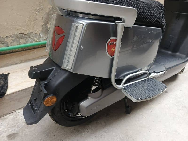 Scooter Metro E8S Pro 11