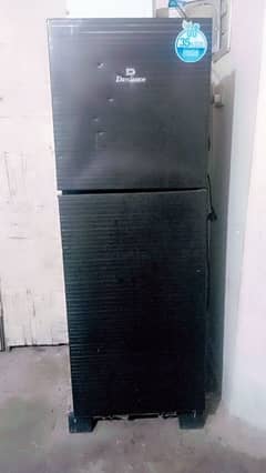 Dawlance fridge madium size