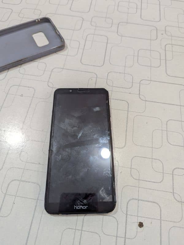 Huawei y7 prime 8/10 condition 7