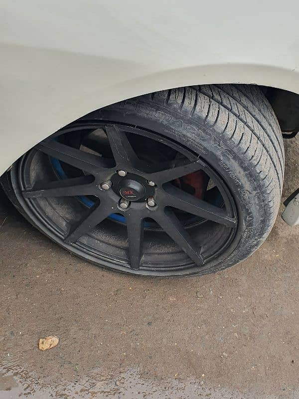 low profile tyer with alloy rims 0