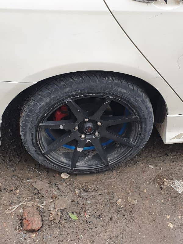 low profile tyer with alloy rims 2