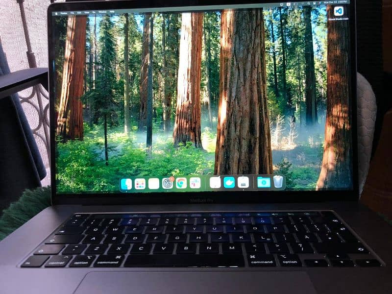 Macbook 2019 i7 16gb 512gb 0