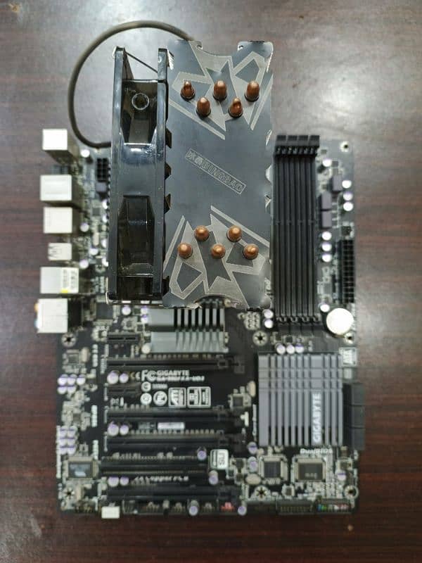 AMD FX 8320 with gaming motherboard Gigabyte GA-FXA-UD3 1