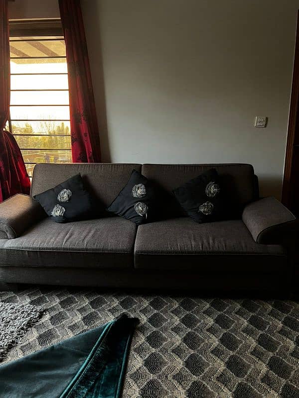 2 sofa set . both are 7 seater 1