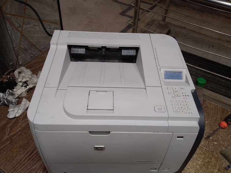 Hp laser jet P3015d 3