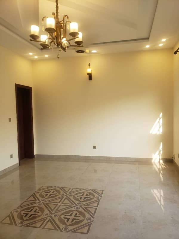 Defence Villas 10 Marla Double Story Villa Just Like New Good Condition On Investor Rate 3