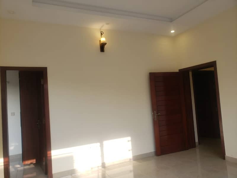 Defence Villas 10 Marla Double Story Villa Just Like New Good Condition On Investor Rate 19