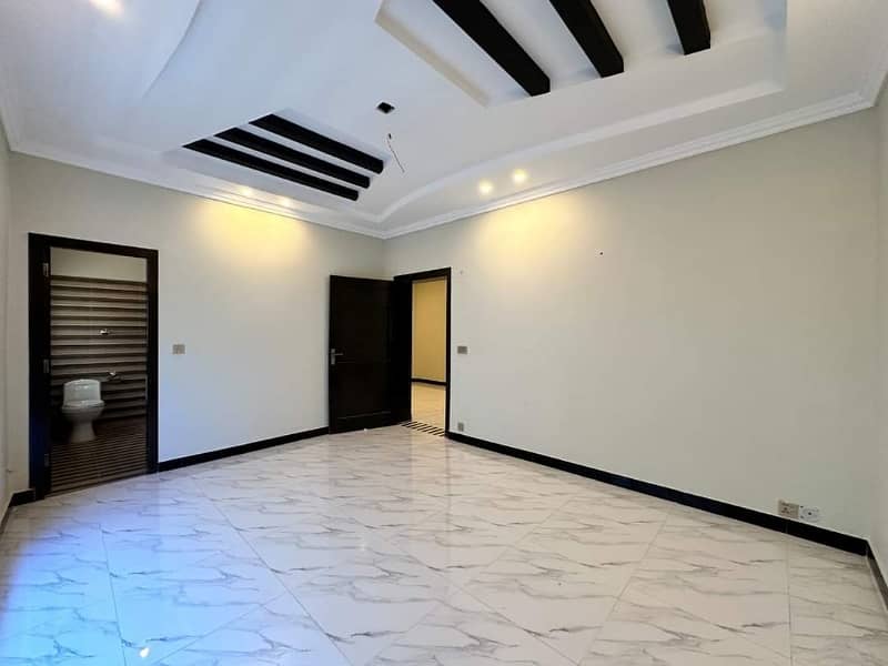 Designer House For Sale Phase 8 Ali Block, Investor Rate 20