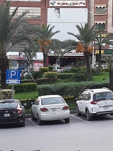 *PLAZA FOR SALE BAHRIA TOWN CIVIC investors rate 24