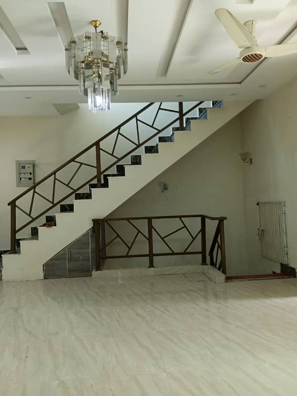 Bahria Town Phase 8 - 7 Marla corner Designer House 4 Bed With Attached Baths Outstanding Location On Investor Rate 17