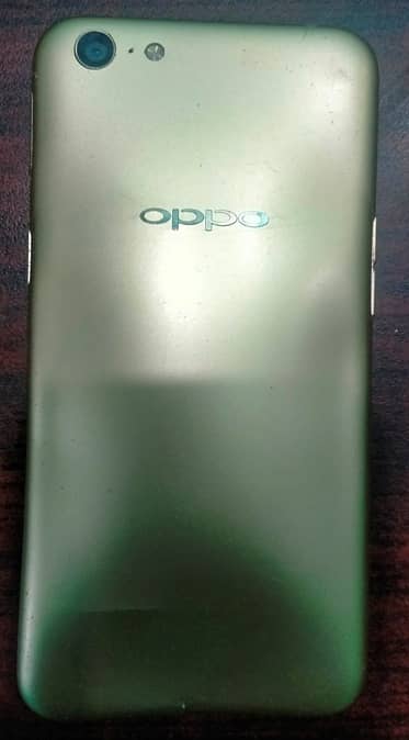 OPPO READ AD 1