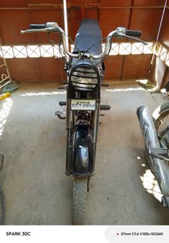 honda 1982 model hai sb kuch ok hai