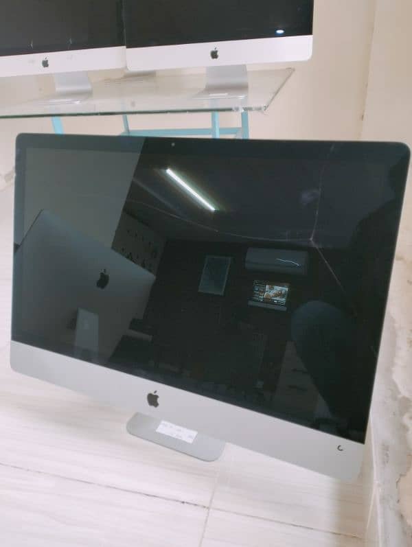 iMac 2015 (27 inch) 5K Display 3