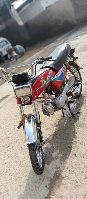 HONDA CD 70 13 model urgent sale 1