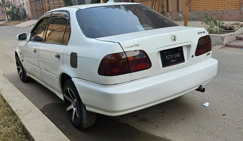 Honda Civic EXi 1999 3