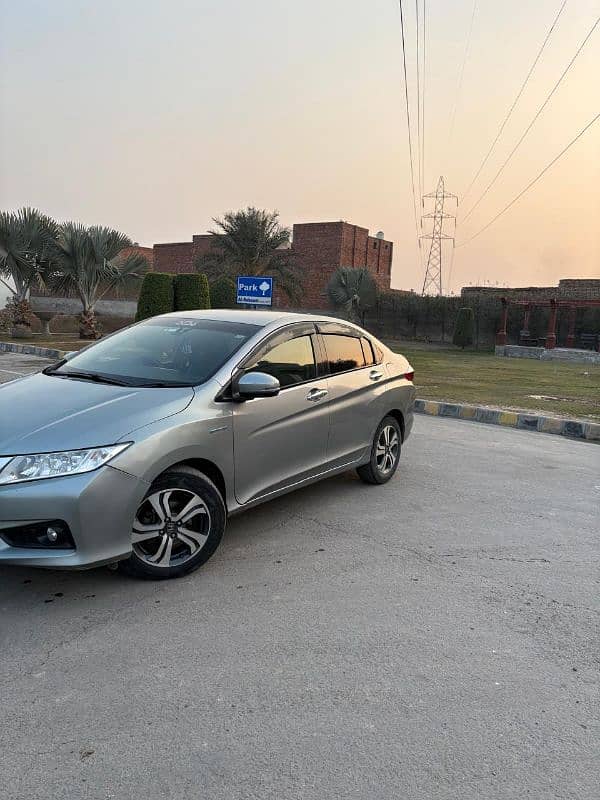 Honda Grace Hybrid 2015 11