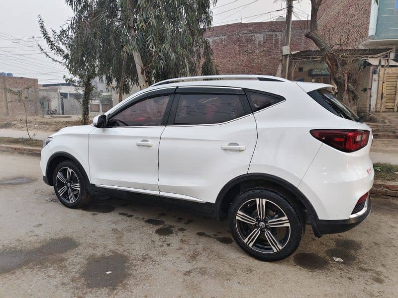 MG ZS 2021 1