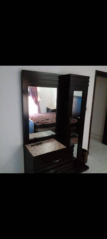 Wooden bed and dressing table in cheap price 2