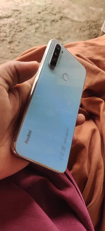 Redmi note 8 4/64 3