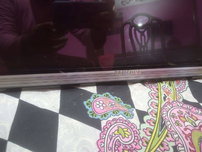Samsung 21 inch led smart YouTube working 8