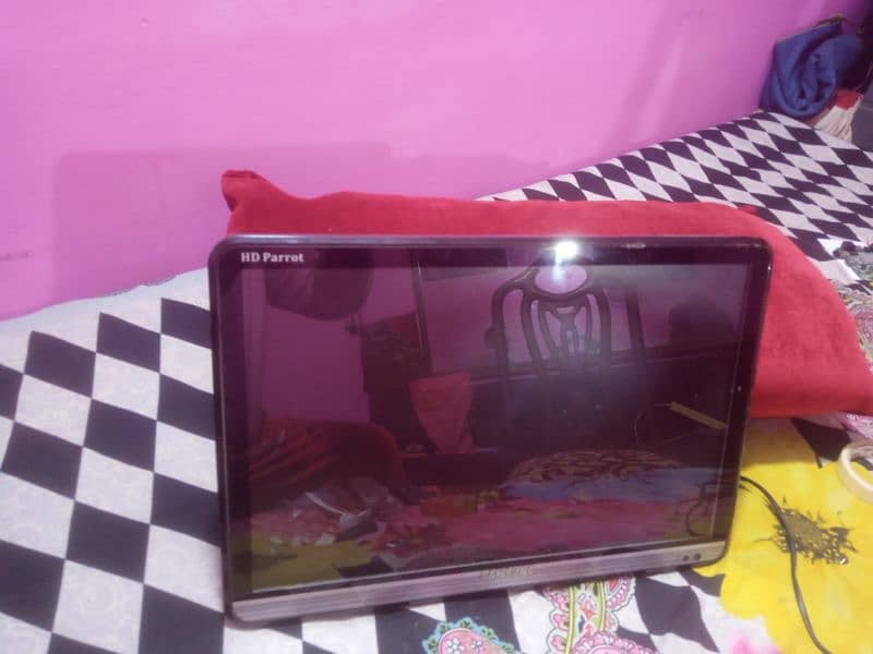 Samsung 21 inch led smart YouTube working 9