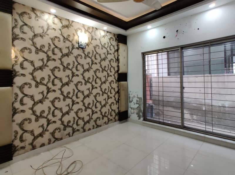 5 Beds Prime Location 1 Kanal House for Rent in Block K DHA Phase 1 Lahore. 6