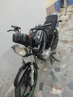 Yamaha YBR 125