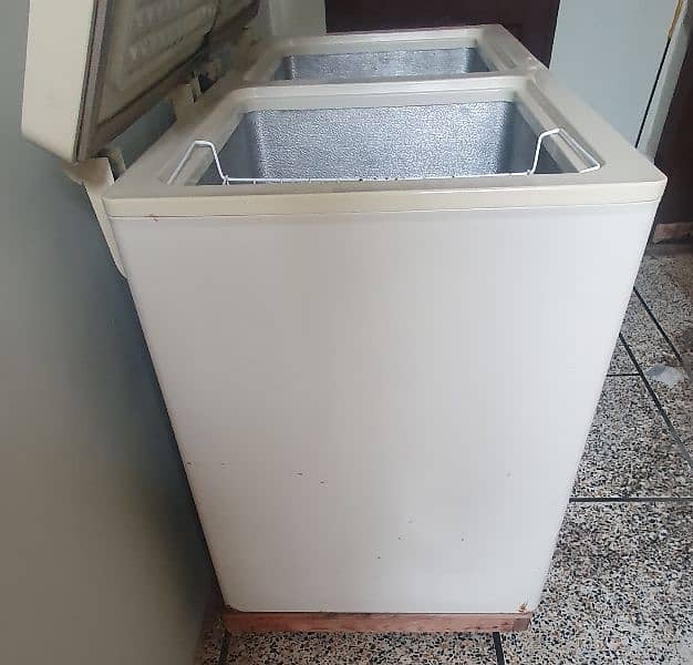 Dawalance Deep freezer/Fridge 6