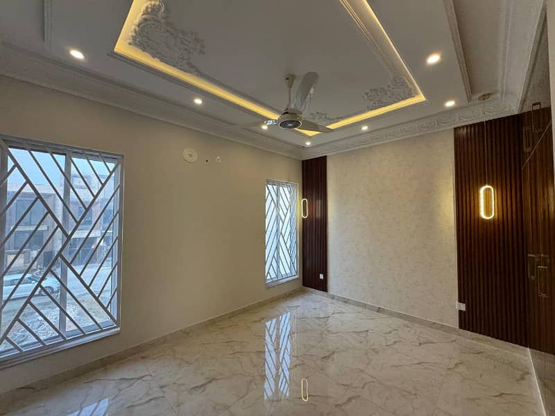 5 Marla Designer House For Sale In Bahria Town Lahore 12