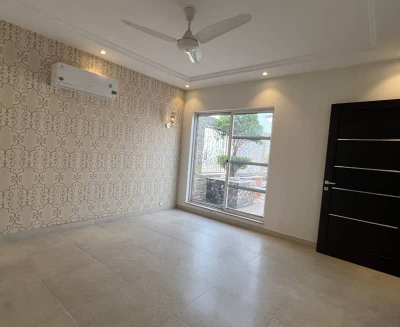 5 Beds 1 Kanal Ideal Location House for Rent in Block A DHA Phase 1 Lahore. 2