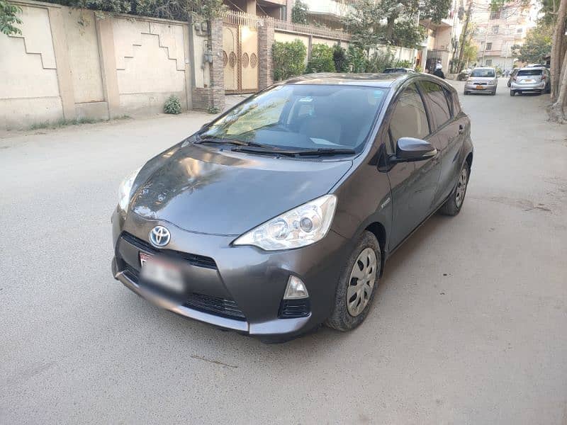 Toyota Aqua 2014 S LED Registration 2017 Full Original 0