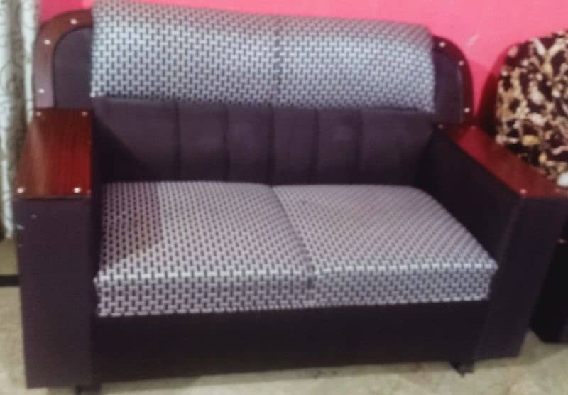 Good Condition Sofas for sale 6seater(3seater, 2seater, 1seater) 0