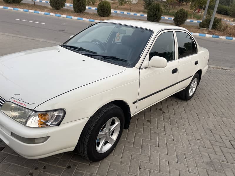 Toyota Corolla 2.0 D 2001 5